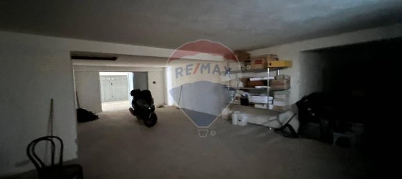 Garage à Vieste, Italy 93m² No. 65588 6