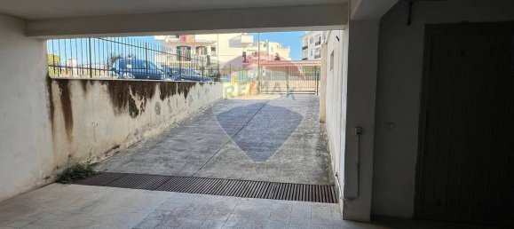 Garage à Vieste, Italy 93m² No. 65588 3