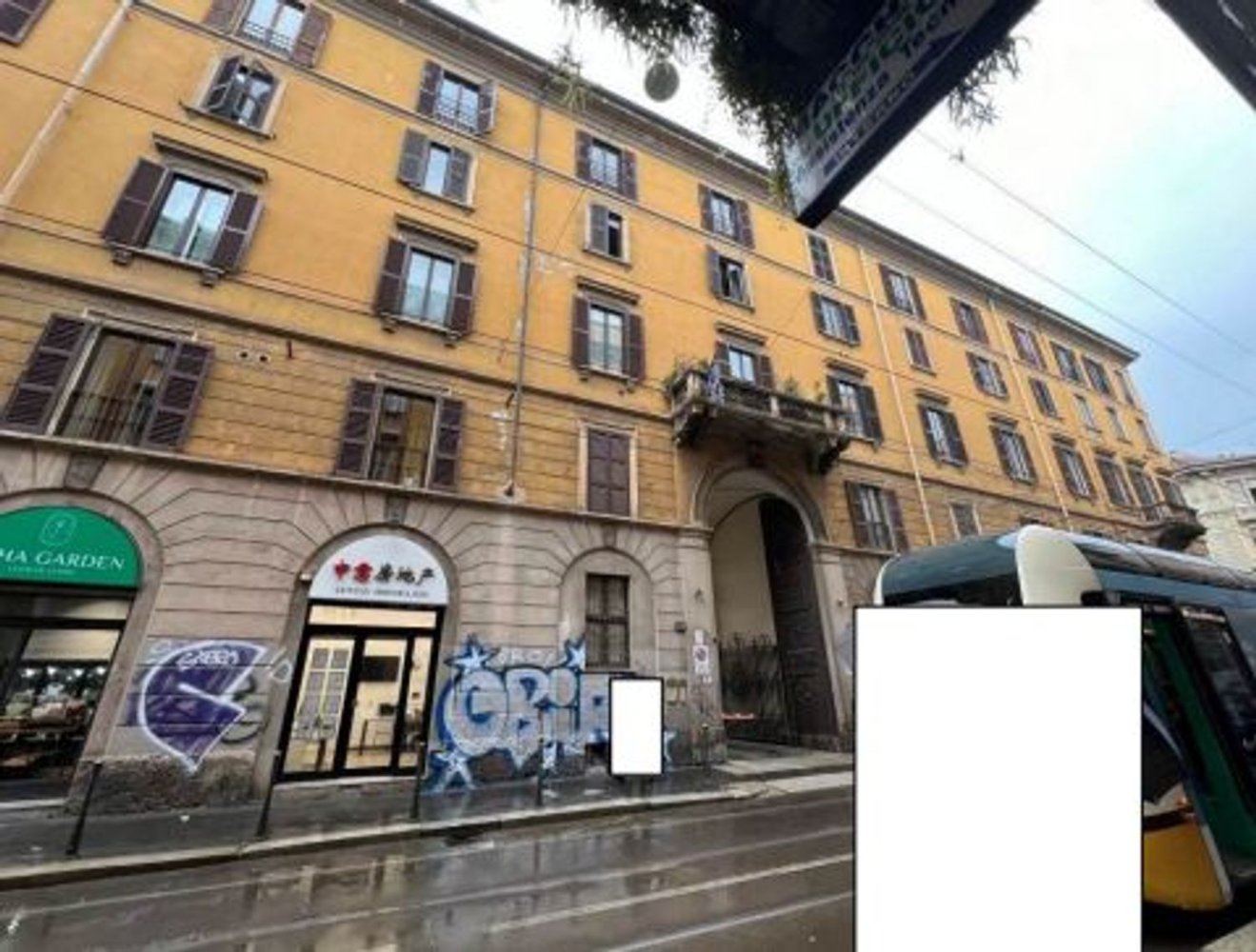  عقار تجاري في Milan, Italy 47متر مربع رقم 248239