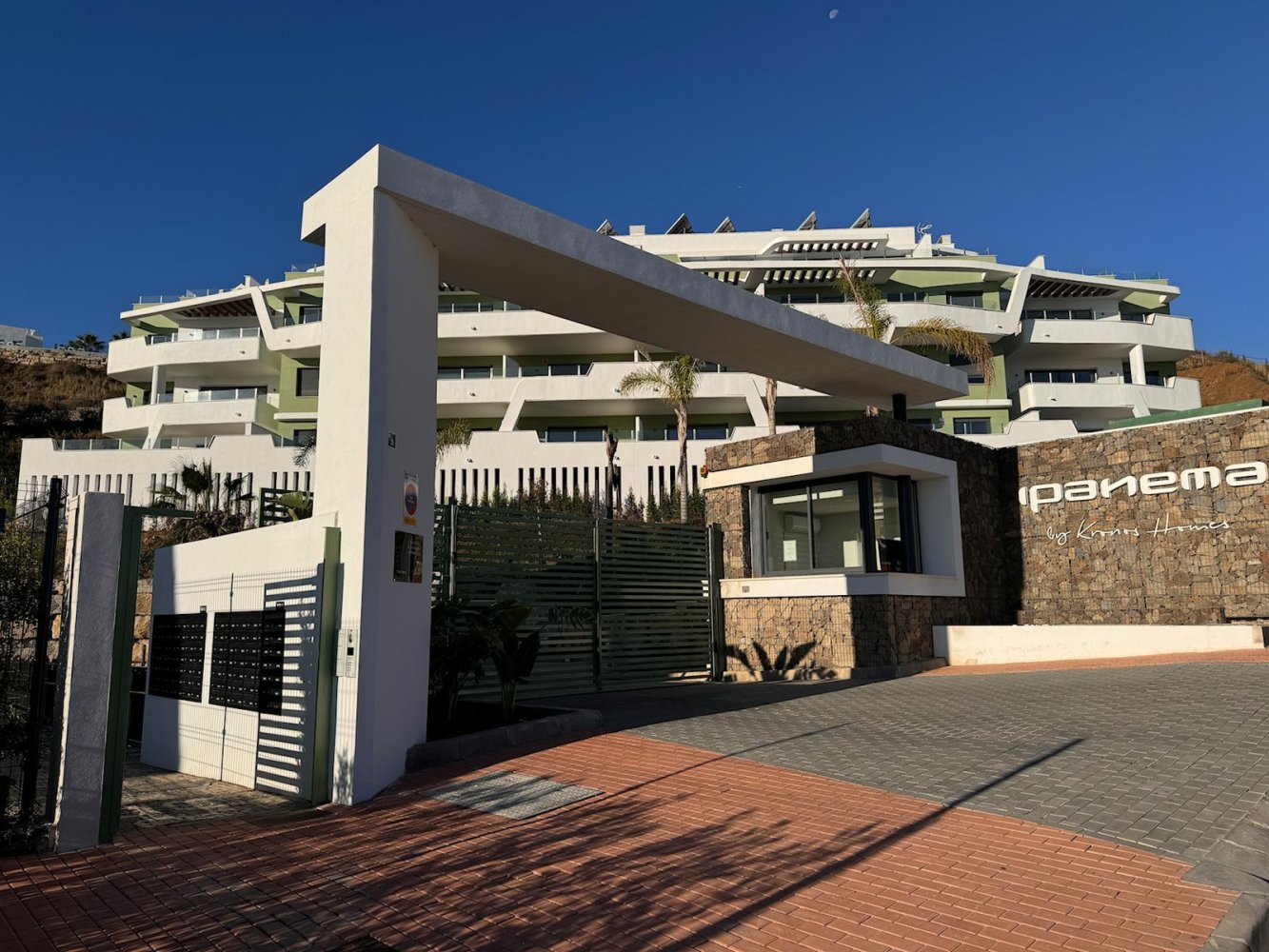 Apartamento de 3 dormitorios en Mijas, Spain No. 43386