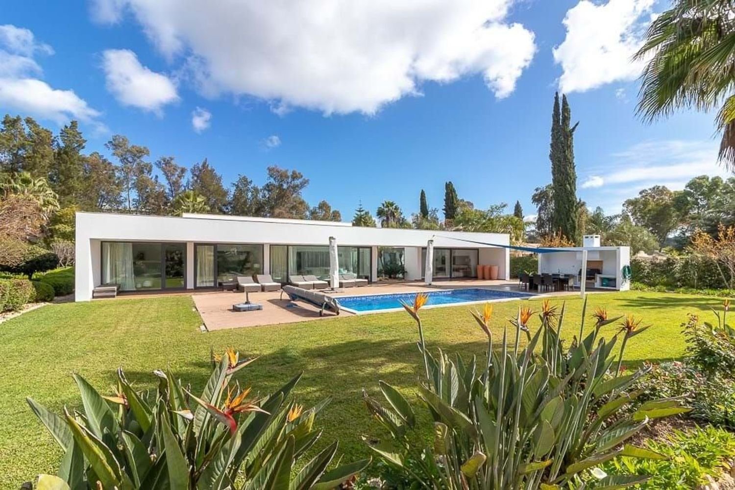 Casa de 4 dormitorios en Alvor, Portugal No. 142543