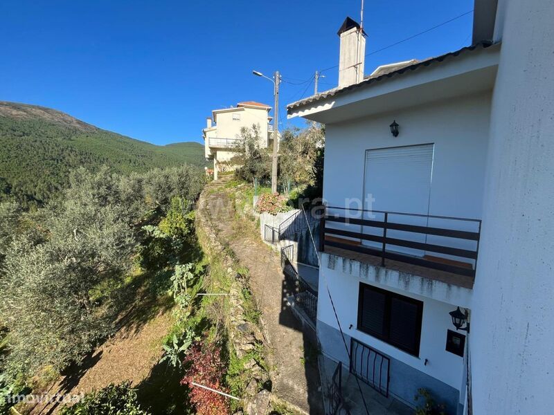 3 bedrooms House in Seia, Portugal No. 273350