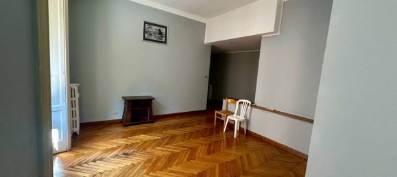 2 bedrooms Apartment in Milan, Italy No. 316919 4