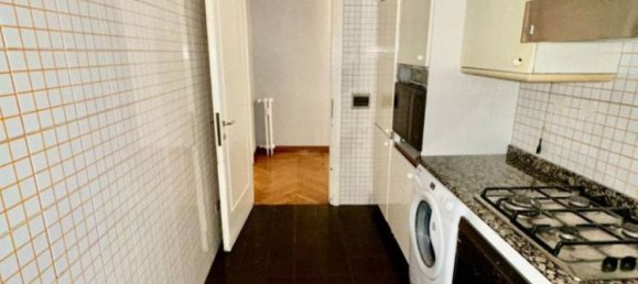 2 bedrooms Apartment in Milan, Italy No. 316919 15