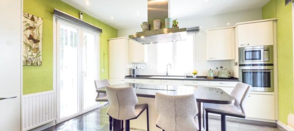 4 bedrooms Villa in Istan, Spain No. 140556 20