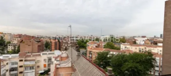 Apartamento de 4 dormitorios en Madrid, Spain No. 176746 42