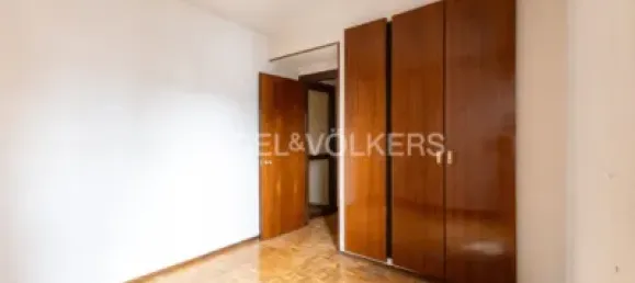 Apartamento de 4 dormitorios en Madrid, Spain No. 176746 44