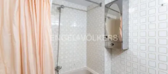 Apartamento de 4 dormitorios en Madrid, Spain No. 176746 20