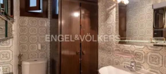 Apartamento de 4 dormitorios en Madrid, Spain No. 176746 14