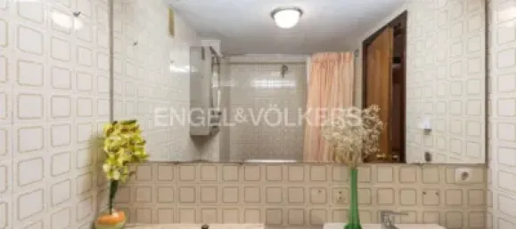 Apartamento de 4 dormitorios en Madrid, Spain No. 176746 19