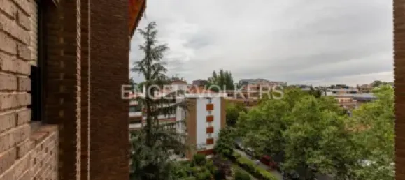 Apartamento de 4 dormitorios en Madrid, Spain No. 176746 45