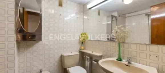 Apartamento de 4 dormitorios en Madrid, Spain No. 176746 18