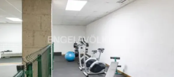 Apartamento de 4 dormitorios en Madrid, Spain No. 176746 38