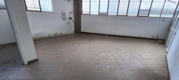 726m² Warehouse in Carmignano, Italy No. 371465 6