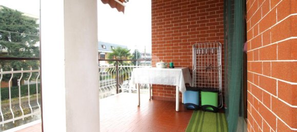 Apartamento de 4 habitaciónes en Brandizzo, Italy No. 156830 9