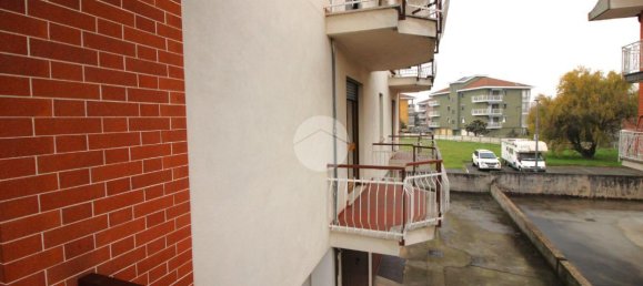 Apartamento de 4 habitaciónes en Brandizzo, Italy No. 156830 22