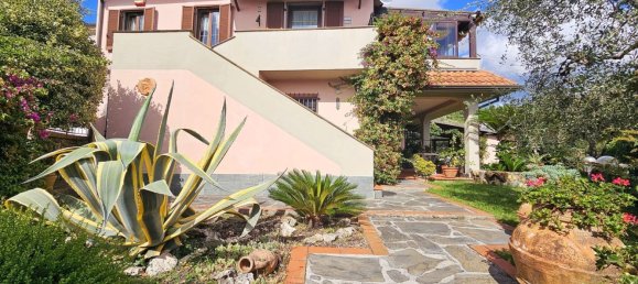 12 bedrooms Villa in Fosdinovo, Italy No. 338945 2