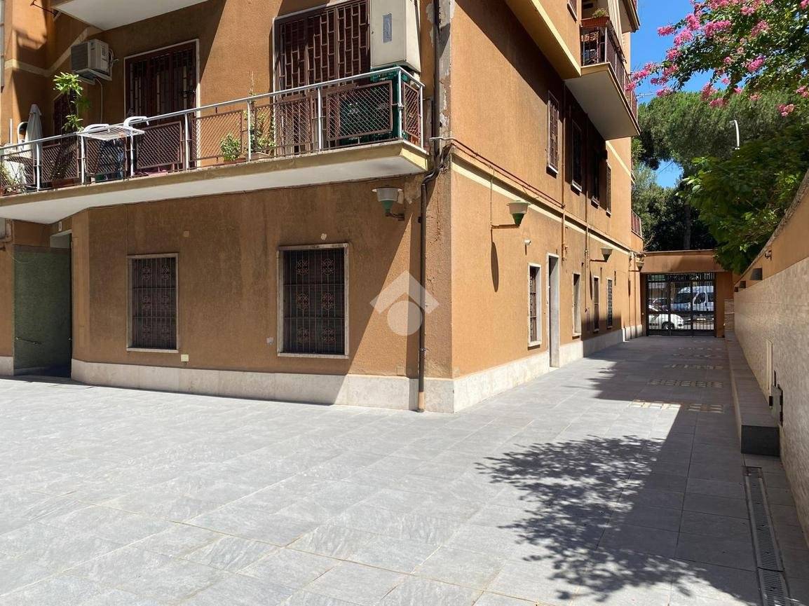 2 Schlafzimmer Wohnung in Rome, Italy, Nr. 268564