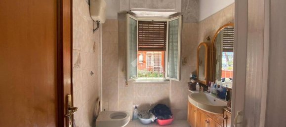 2 Schlafzimmer Wohnung in Rome, Italy, Nr. 268564 17