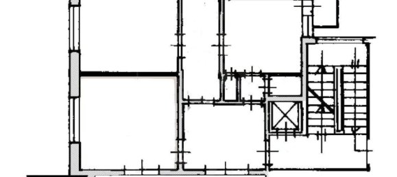 6 rooms Apartment in Livorno, Italy No. 179058 3