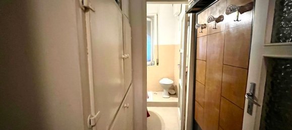 6 rooms Apartment in Livorno, Italy No. 179058 16