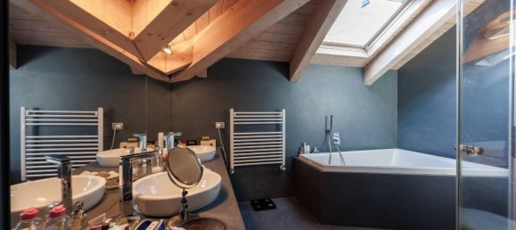 Вилла с 6 комнатами в Кивассо, Италия № 39853 5