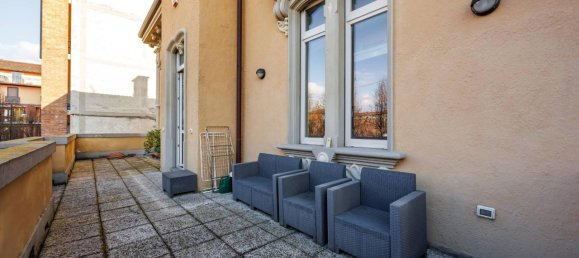 Вилла с 6 комнатами в Кивассо, Италия № 39853 12