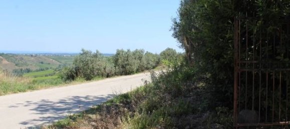 19 rooms House in Scerni, Italy No. 227712 10