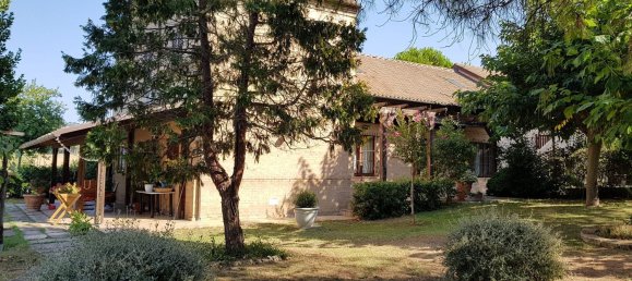 Дом с 10 спальнями в Сант Эльпидио а Маре, Италия № 358887 2