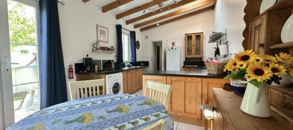 2 chambres Maison à Charente-Maritime, France No. 335644 6