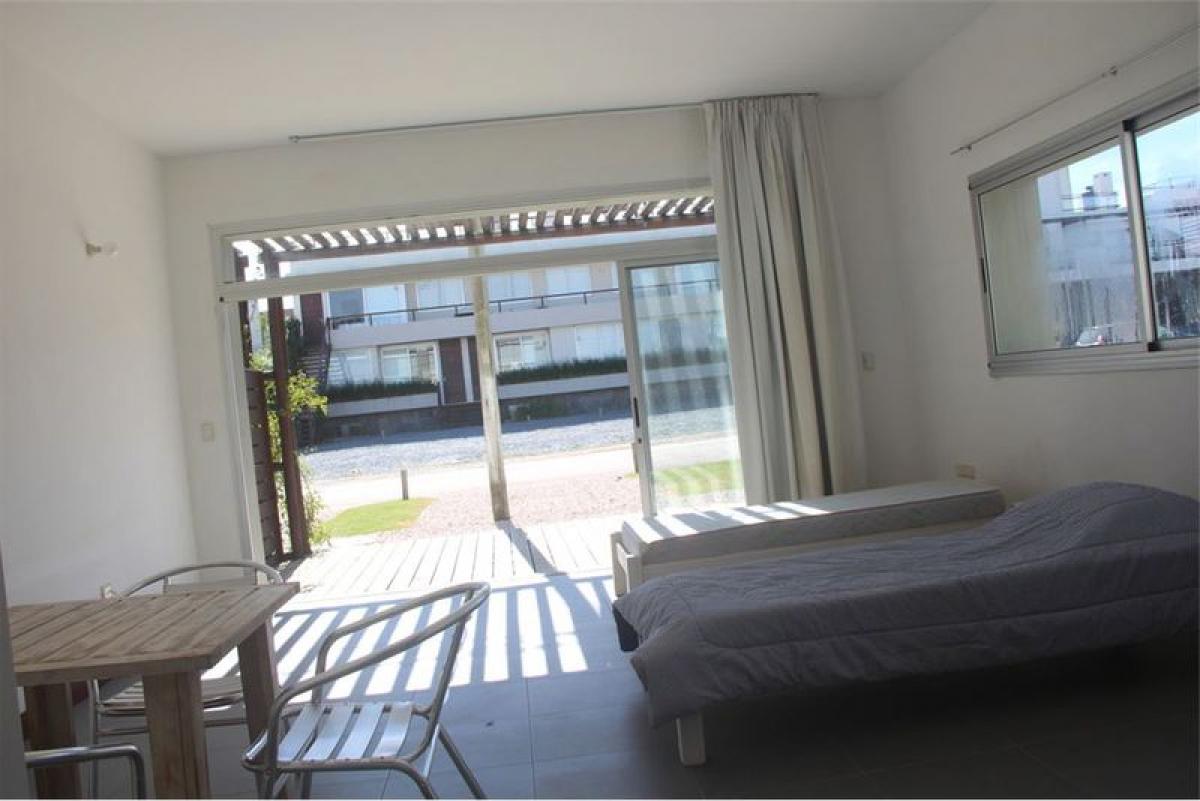 Studio in Maldonado, Uruguay No. 1997