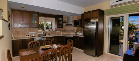 5 bedrooms Villa in Paralimni, Cyprus No. 921 14