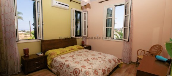 5 bedrooms Villa in Paralimni, Cyprus No. 921 23