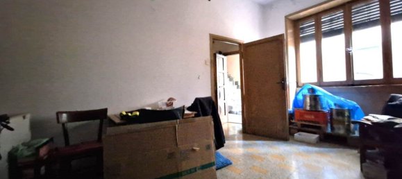 2 rooms Apartment in Viterbo, Italy No. 87039 5