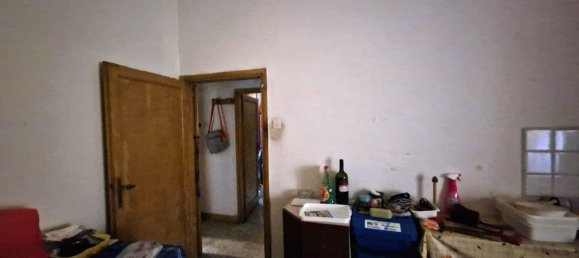 2 rooms Apartment in Viterbo, Italy No. 87039 3