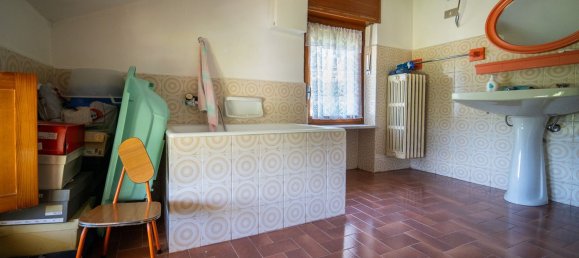 7غرفة فيلا في Corio, Italy رقم 305504 37