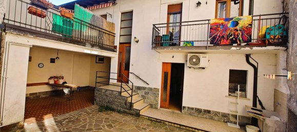 3 rooms House in Centro Valle Intelvi, Italy No. 183280 2