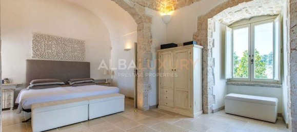 5 Schlafzimmer Villa in Monopoli, Italy, Nr. 334980 22