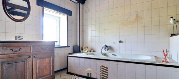 4 bedrooms House in Eblange, France No. 158575 19