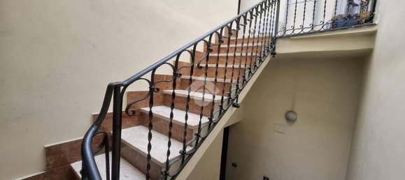 2 bedrooms Apartment in Palermo, Italy No. 48922 4