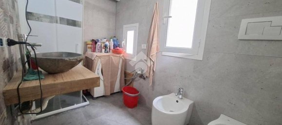 2 bedrooms Apartment in Palermo, Italy No. 48922 23