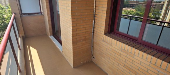 4 bedrooms Apartment in Zaragoza, Spain No. 184333 25