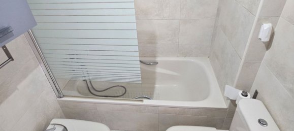 4 bedrooms Apartment in Zaragoza, Spain No. 184333 16