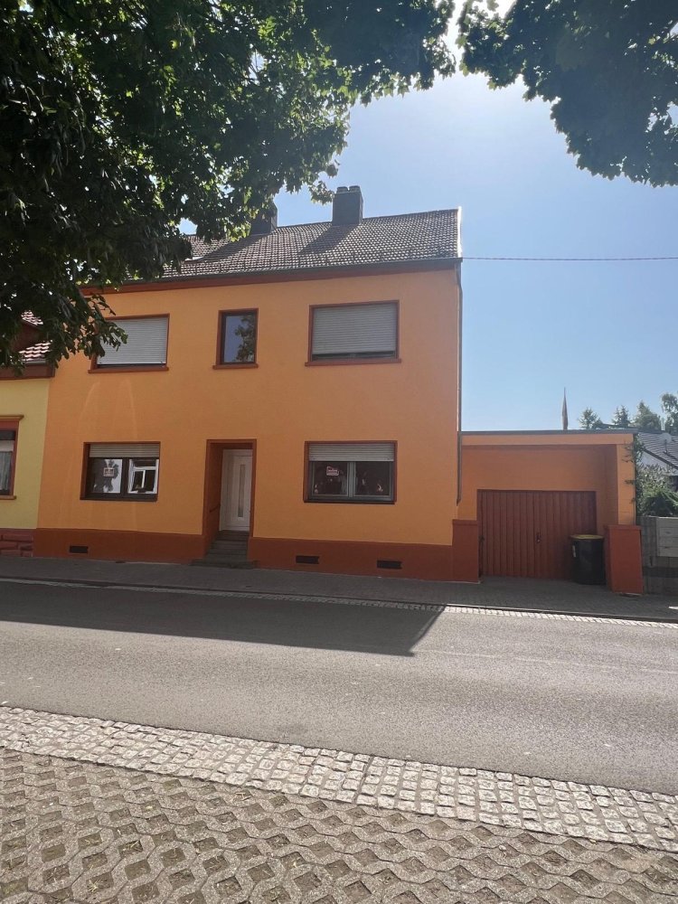 Moradia em banda T5 em Neunkirchen, Germany N.º 289624