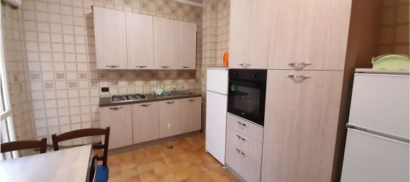 Квартира с 6 комнатами в Катандзаро, Италия № 178946 3