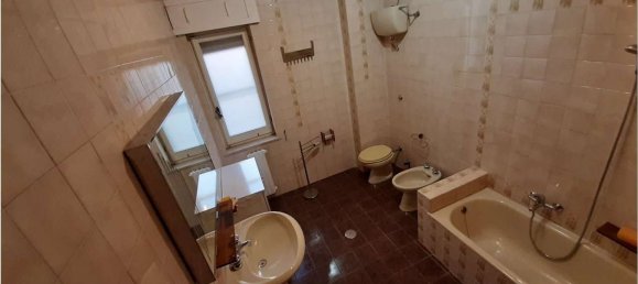 Квартира с 6 комнатами в Катандзаро, Италия № 178946 14