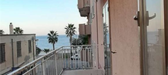 Квартира с 6 комнатами в Катандзаро, Италия № 178946 2