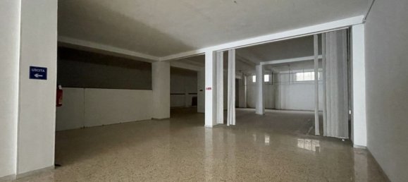 550m² Commercial property in Martina Franca, Italy No. 76519 6