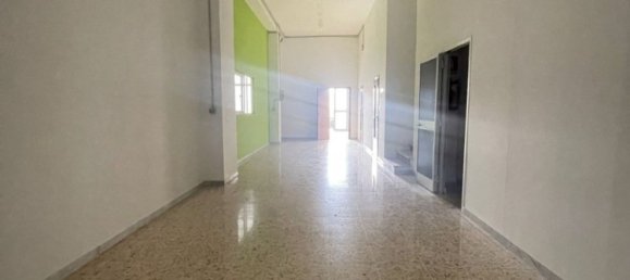 550m² Commercial property in Martina Franca, Italy No. 76519 10
