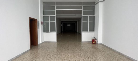 550m² Commercial property in Martina Franca, Italy No. 76519 3